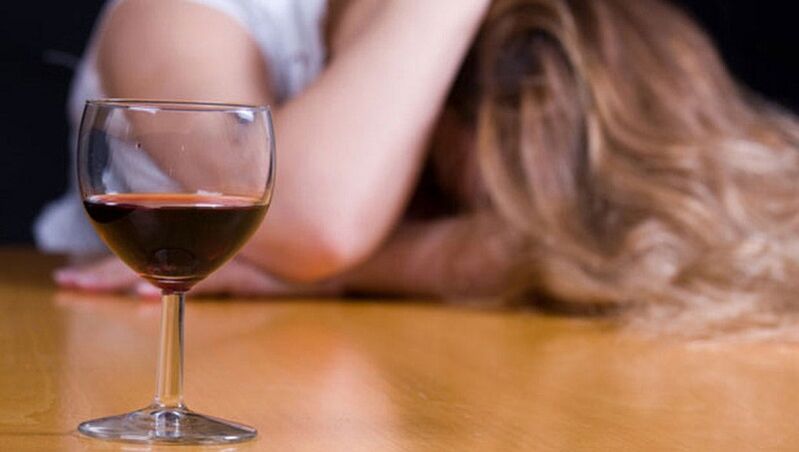 moteris ir alkoholis, kaip mesti gerti