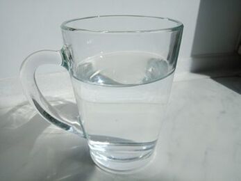 „Alkotox“ lašai į stiklinę vandens, produkto naudojimo patirtis